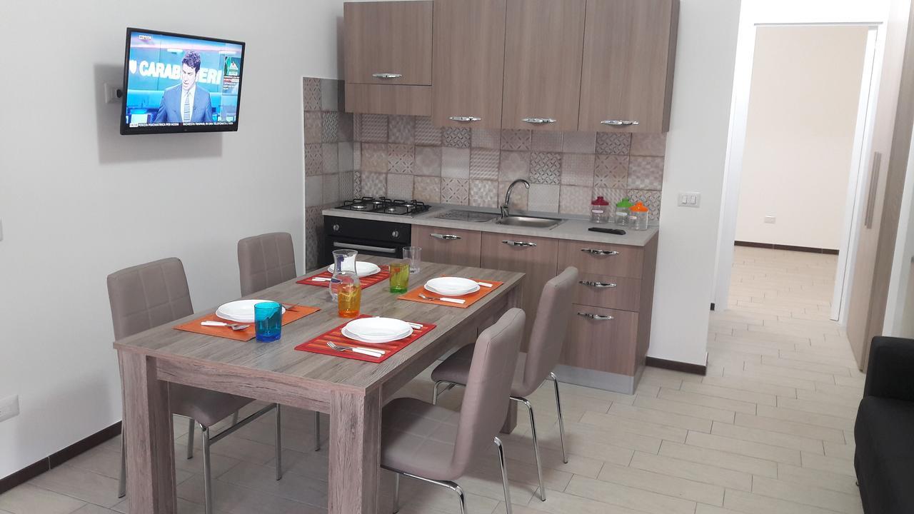 Case Vacanza Via Mozart Porto Cesareo Bagian luar foto
