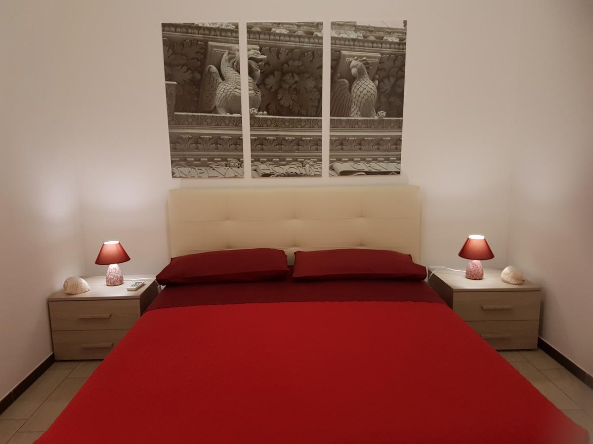 Case Vacanza Via Mozart Porto Cesareo Bagian luar foto