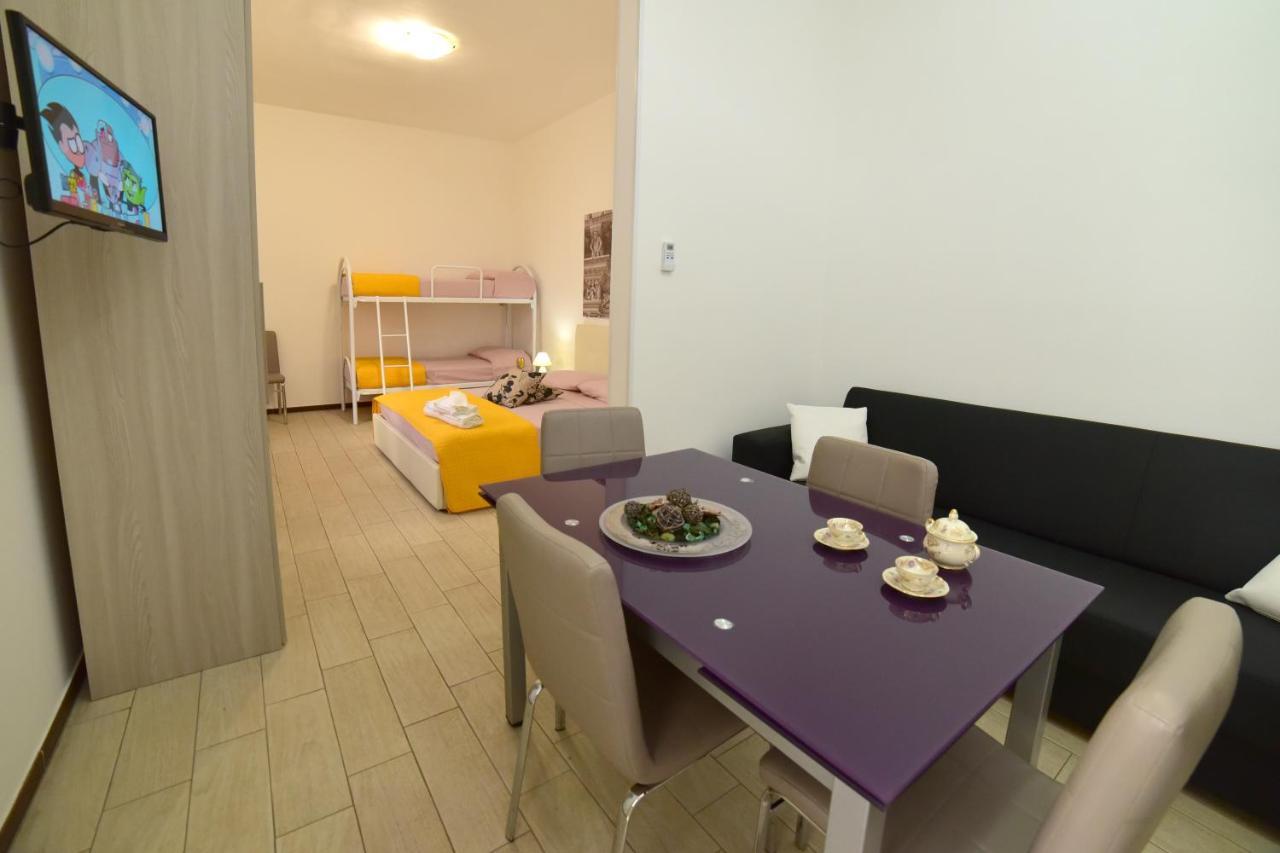 Case Vacanza Via Mozart Porto Cesareo Bagian luar foto